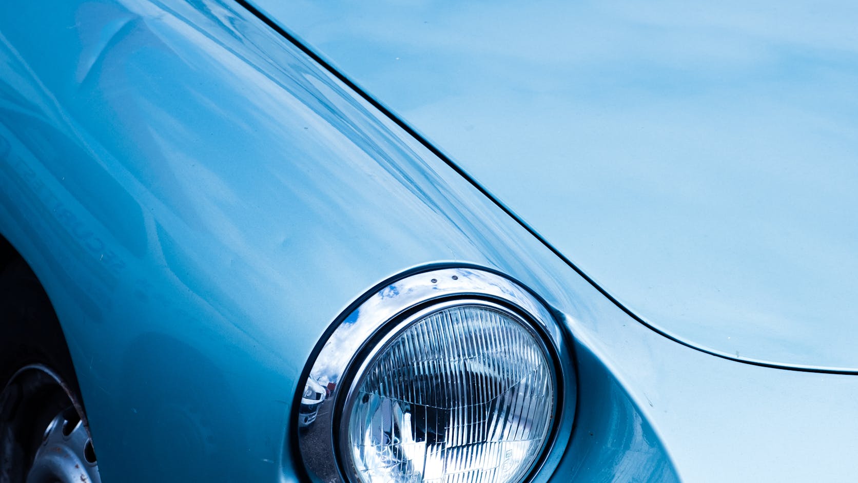 Hobiautode remont Tallinnas klassikalise auto detail